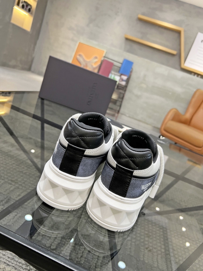 Valentino Sneakers